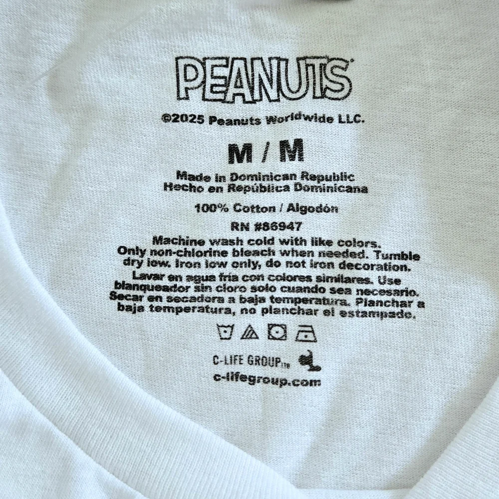 Peanuts🥜 Patriotic🇺🇲 Snoopy🐕 Graphic Tee👕 - NWOT - Picture 5 of 10